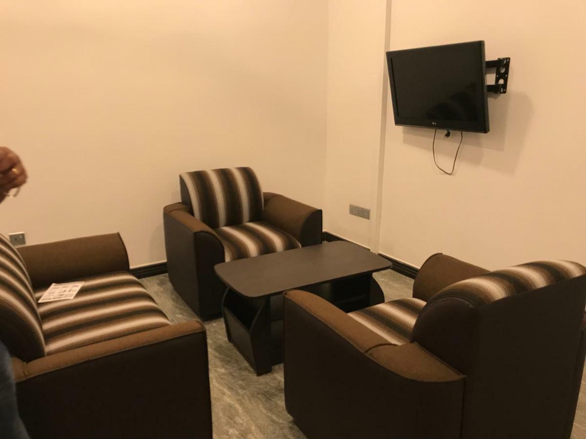 Duvi'S Shelter Bungalow Коломбо Екстериор снимка